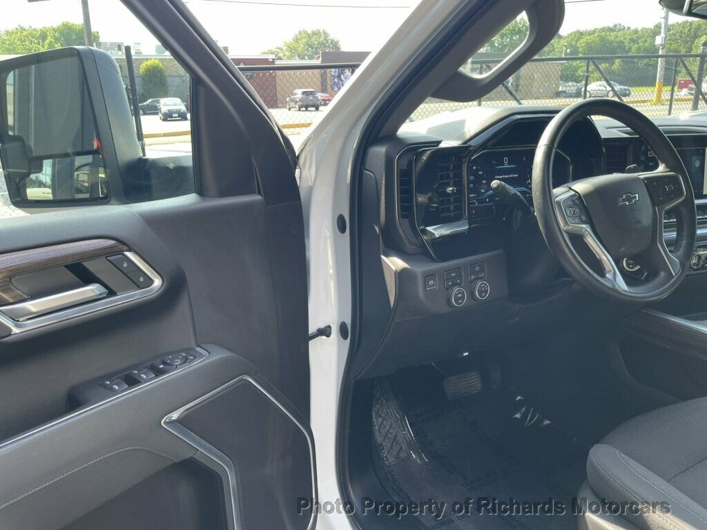 2024 Chevrolet Silverado 1500 4WD Crew Cab 157" RST - 23063496 - 9