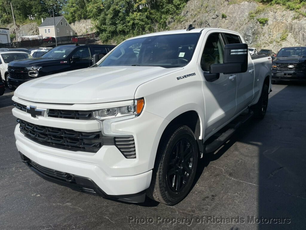 2024 Chevrolet Silverado 1500 4WD Crew Cab 157" RST - 23063496 - 3