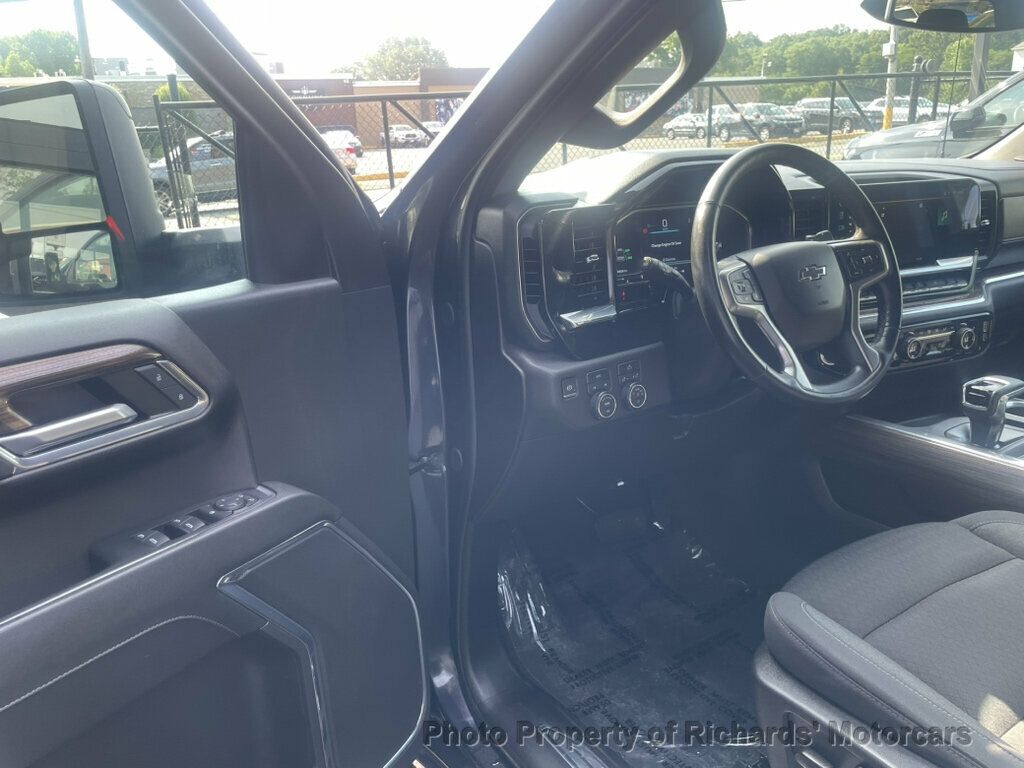 2024 Chevrolet Silverado 1500 4WD Crew Cab 157" RST - 23064708 - 10