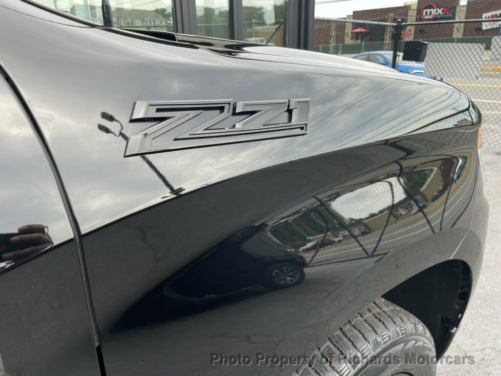 2024 Chevrolet Silverado 1500 4WD Crew Cab 157" RST - 23069374 - 9