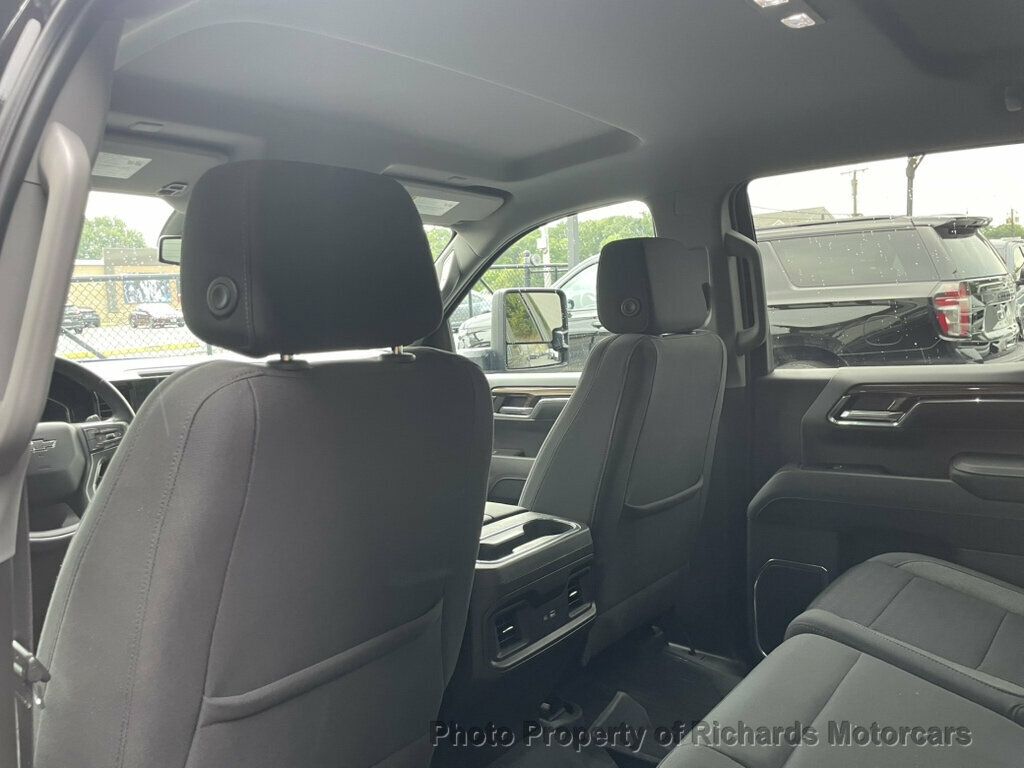 2024 Chevrolet Silverado 1500 4WD Crew Cab 157" RST - 23069374 - 18