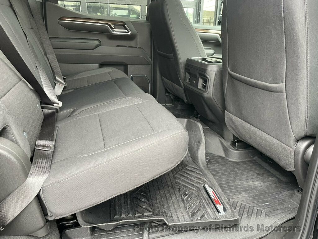 2024 Chevrolet Silverado 1500 4WD Crew Cab 157" RST - 23069374 - 19