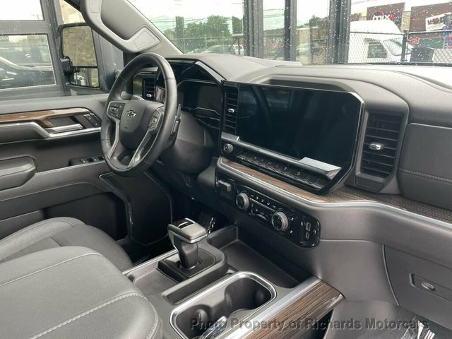 2024 Chevrolet Silverado 1500 4WD Crew Cab 157" RST - 23069374 - 21