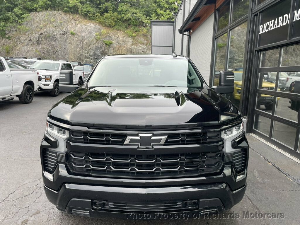 2024 Chevrolet Silverado 1500 4WD Crew Cab 157" RST - 23069374 - 3
