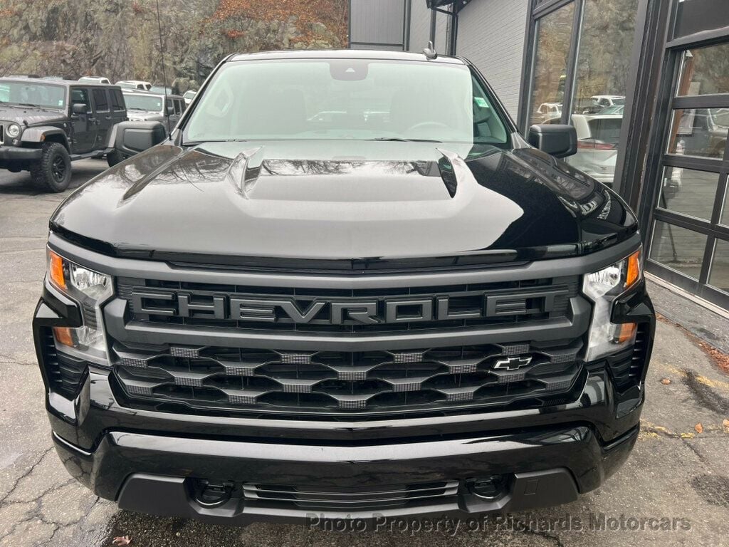 2024 Chevrolet Silverado 1500 4WD Double Cab 147" Custom - 22702420 - 8