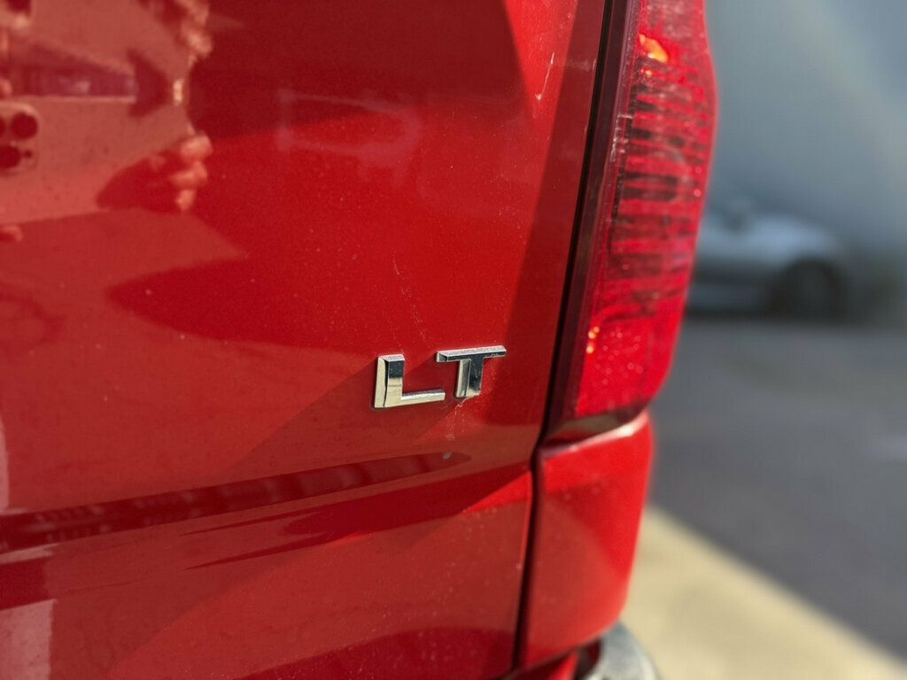 Chevrolet Silverado photo 23