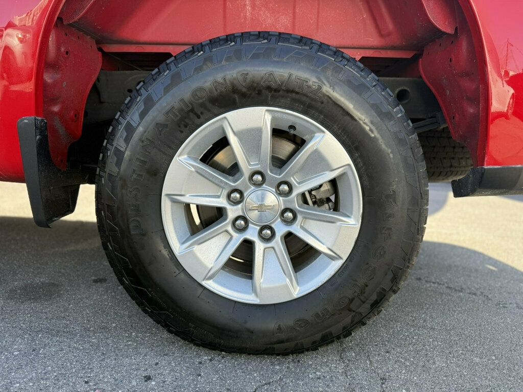 Chevrolet Silverado photo 26