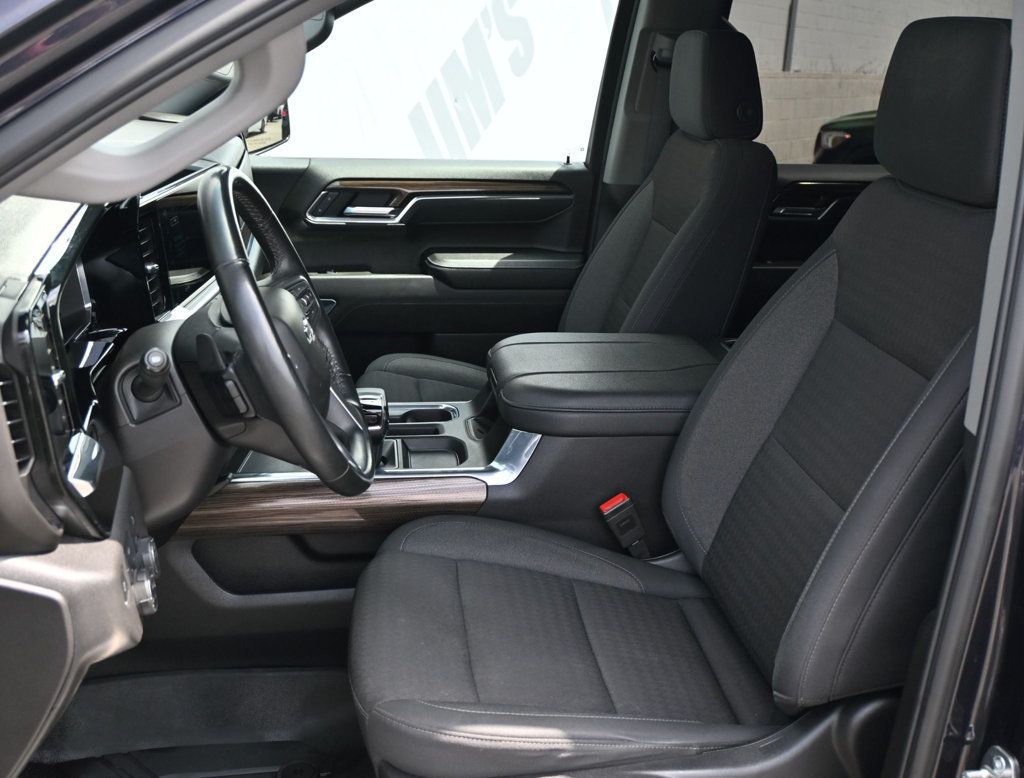 Chevrolet Silverado photo 15