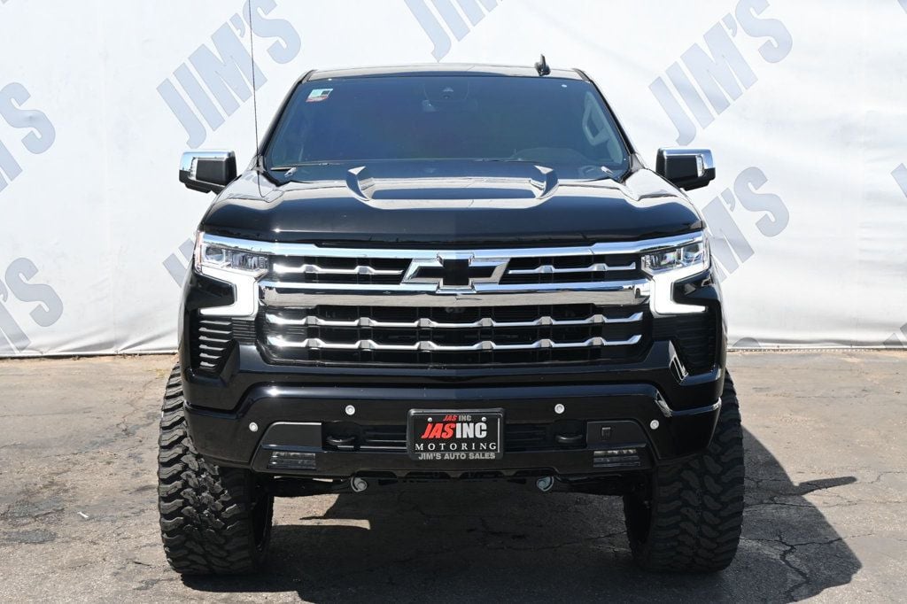 2024 Chevrolet Silverado 1500 LTZ photo 2