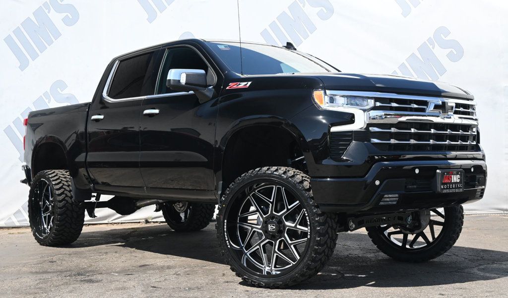 2024 Chevrolet Silverado 1500 LTZ photo 3
