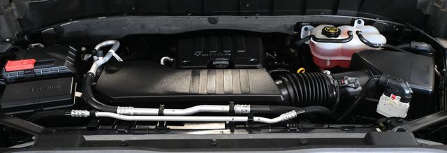 2024 Chevrolet Silverado 1500 Crew Cab Custom Turbomax Blackout Package - 23084213 - 17