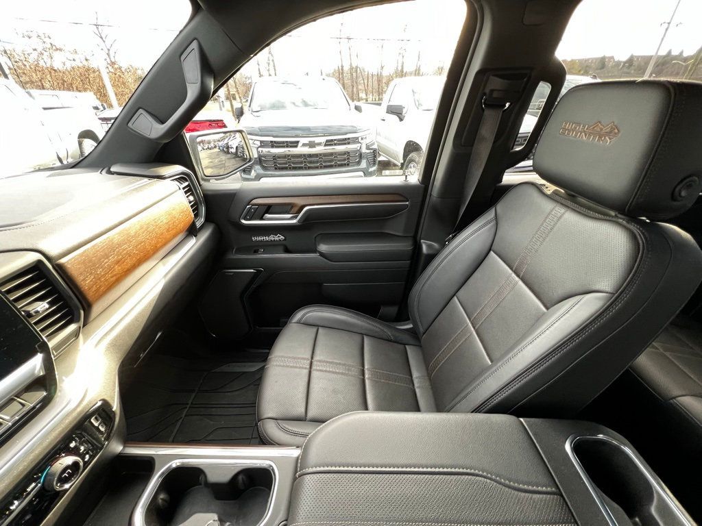 2024 Chevrolet Silverado 1500 High Country - 22963759 - 19
