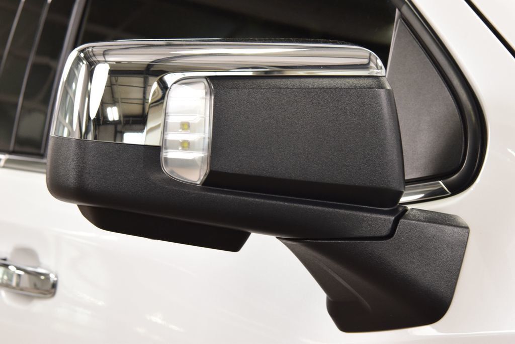 2024 Chevrolet Silverado 1500 High Country - 23009682 - 16