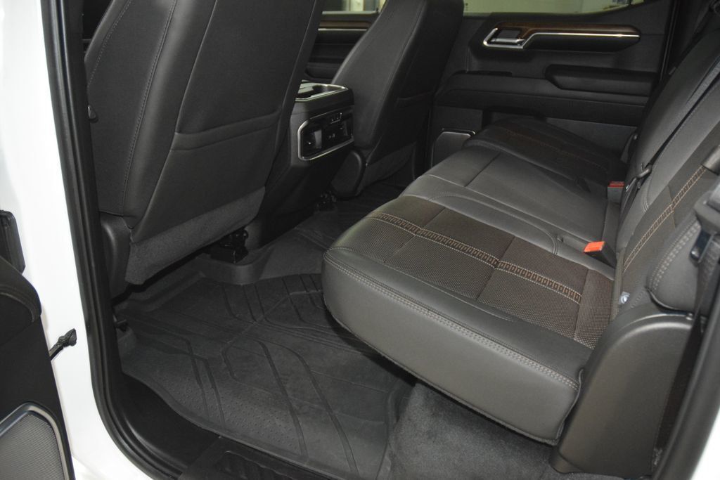 2024 Chevrolet Silverado 1500 High Country - 23009682 - 41