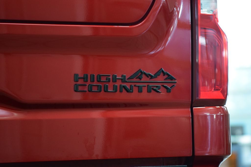 2024 Chevrolet Silverado 1500 High Country - 23029681 - 22