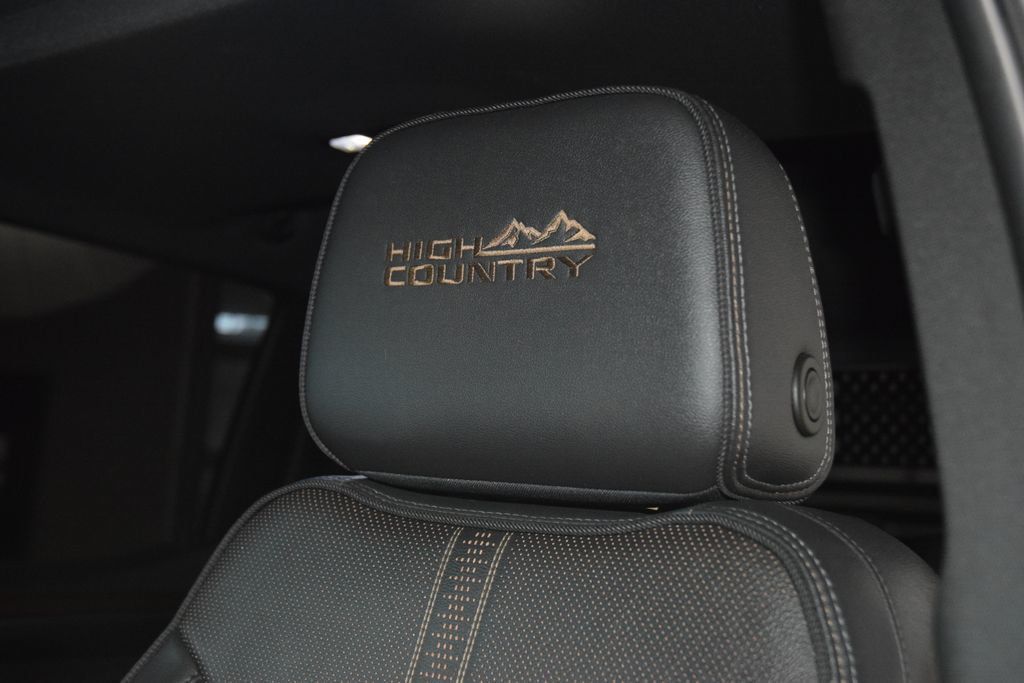 2024 Chevrolet Silverado 1500 High Country - 23029681 - 42