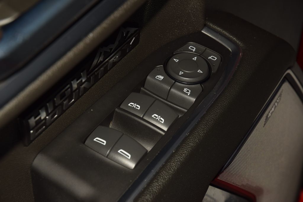 2024 Chevrolet Silverado 1500 High Country - 23029681 - 47
