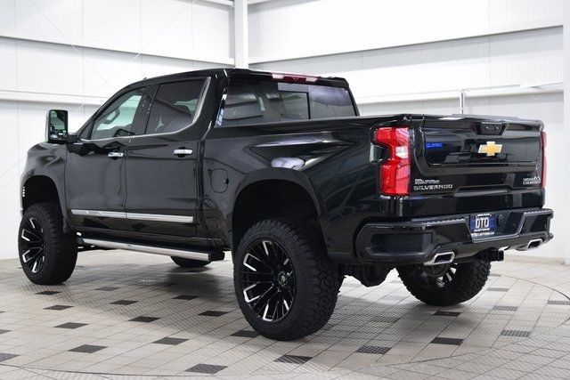 2024 Chevrolet Silverado 1500 High Country - 22919133 - 4