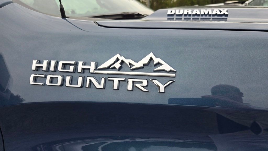 2024 Chevrolet Silverado 1500 High Country photo 9