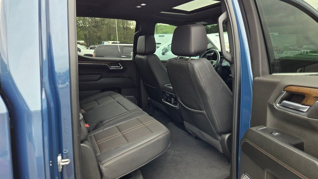 2024 Chevrolet Silverado 1500 High Country photo 26