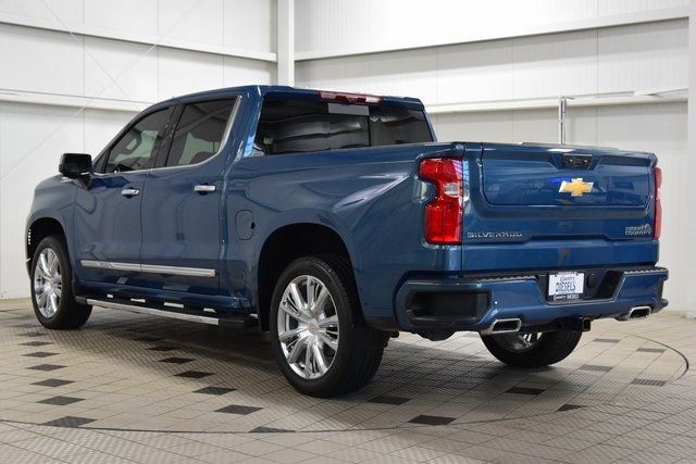 2024 Chevrolet Silverado 1500 High Country Premium - 22918517 - 4