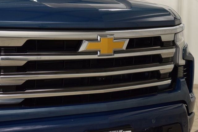 2024 Chevrolet Silverado 1500 High Country Premium - 22918517 - 8