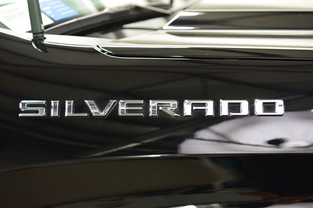 2024 Chevrolet Silverado 1500 LT - 23064505 - 13