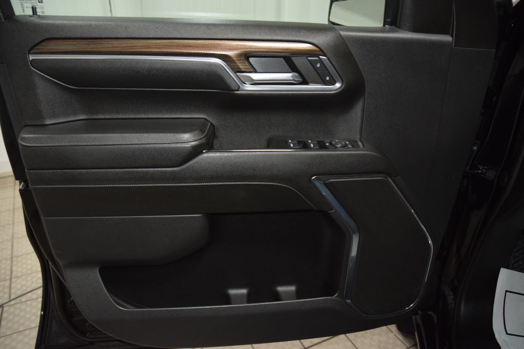 2024 Chevrolet Silverado 1500 LT - 23064505 - 45