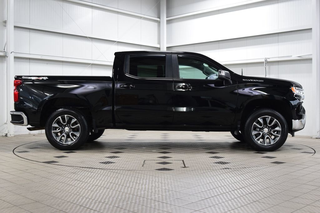 2024 Chevrolet Silverado 1500 LT - 23064505 - 8