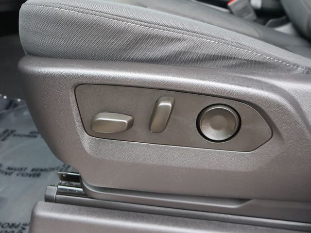 2024 Chevrolet Silverado 1500 LT - 23080705 - 27