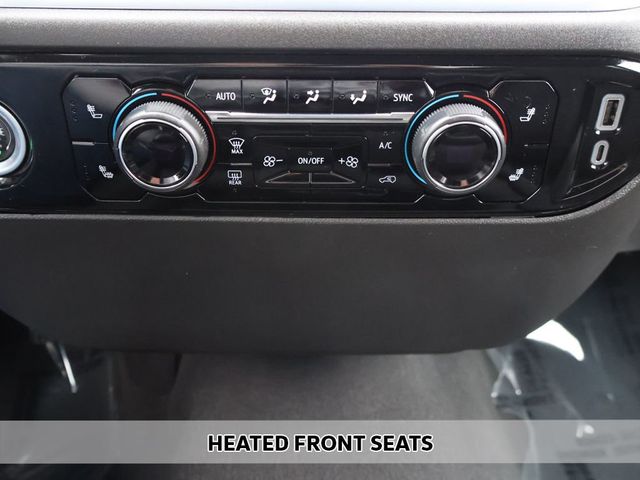 2024 Chevrolet Silverado 1500 LT - 23080705 - 3