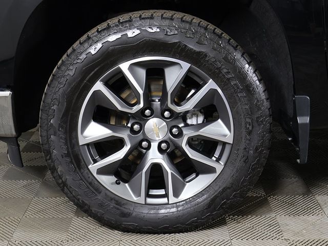 2024 Chevrolet Silverado 1500 LT - 22993589 - 19