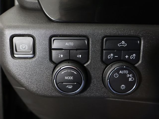 2024 Chevrolet Silverado 1500 LT - 22993589 - 35