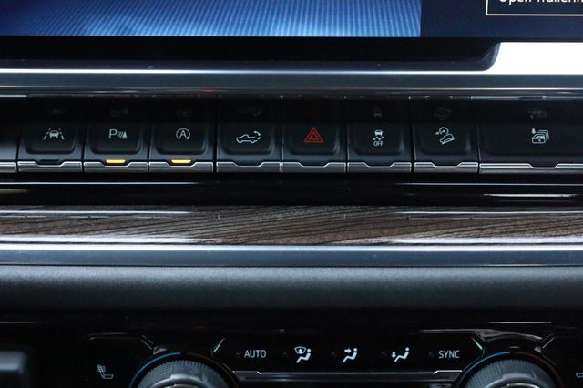 2024 Chevrolet Silverado 1500 LT Trail Boss - 23069693 - 38