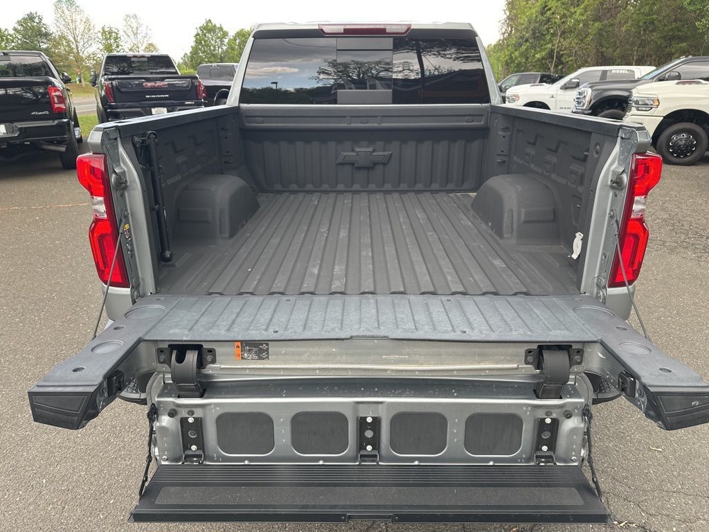 2024 Chevrolet Silverado 1500 LT Trail Boss w/ Leather - 23013680 - 14