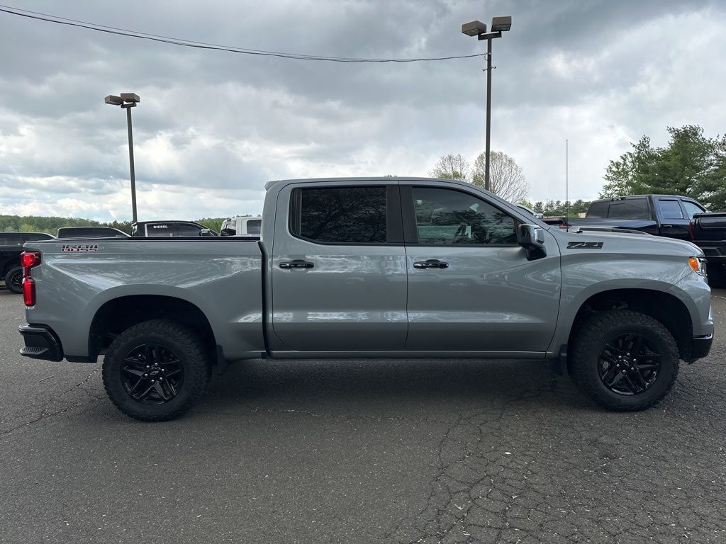 2024 Chevrolet Silverado 1500 LT Trail Boss w/ Leather - 23013680 - 17