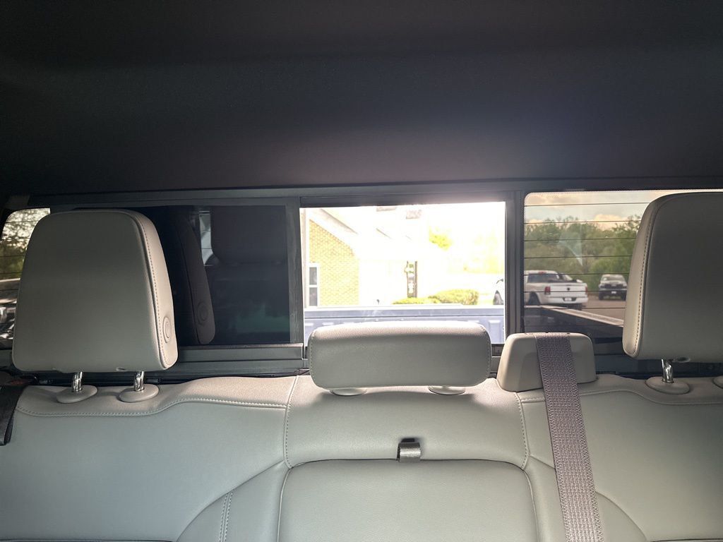 2024 Chevrolet Silverado 1500 LT Trail Boss w/ Leather - 23013680 - 31