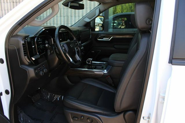 2024 Chevrolet Silverado 1500 ONE OWNER Z71 RST DURAMAX DEISEL W/ LEATHER CREW CAB 3.0L  - 23022959 - 25