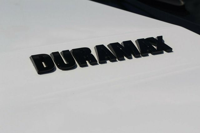 2024 Chevrolet Silverado 1500 ONE OWNER Z71 RST DURAMAX DEISEL W/ LEATHER CREW CAB 3.0L  - 23022959 - 4