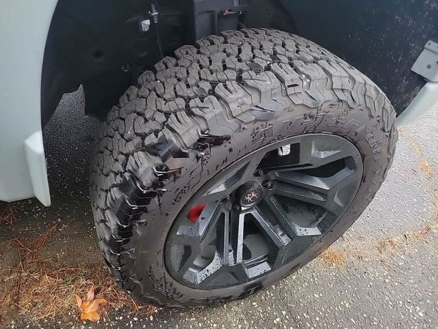 2024 Chevrolet Silverado 1500 RST - 22966898 - 8