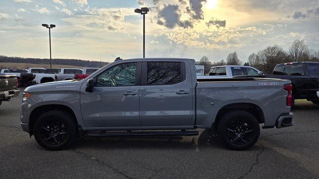 2024 Chevrolet Silverado 1500 RST - 22997579 - 3