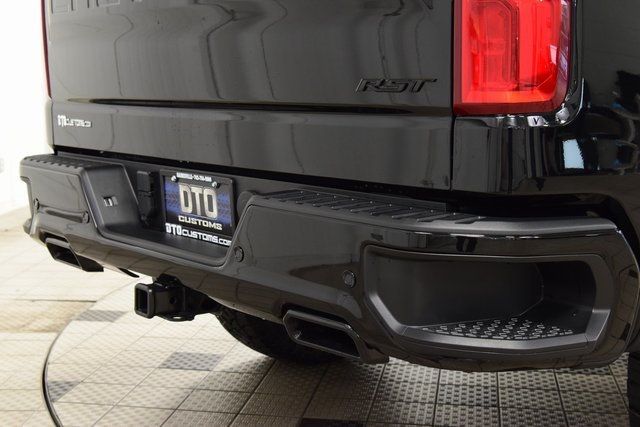 2024 Chevrolet Silverado 1500 RST photo 15