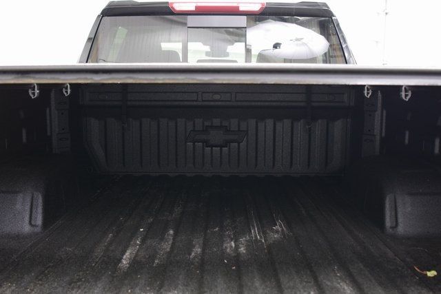 2024 Chevrolet Silverado 1500 RST photo 17