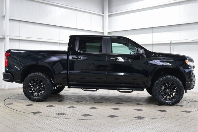 2024 Chevrolet Silverado 1500 RST photo 6