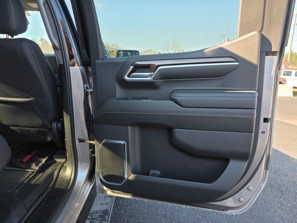 2024 Chevrolet Silverado 1500 RST - 22943828 - 14