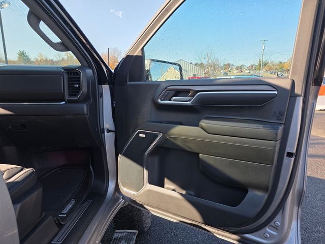 2024 Chevrolet Silverado 1500 RST - 22943828 - 16