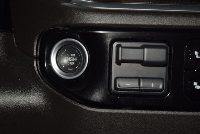 2024 Chevrolet Silverado 1500 RST - 22943828 - 30