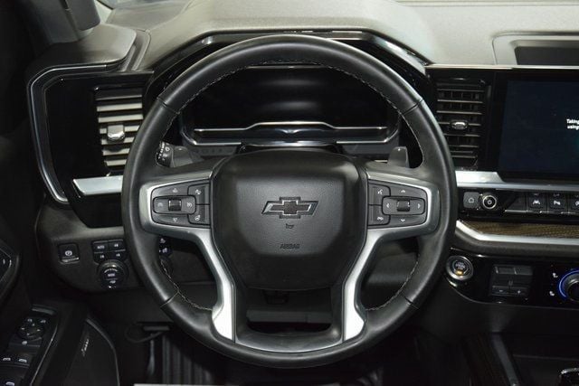 2024 Chevrolet Silverado 1500 RST - 22943828 - 32