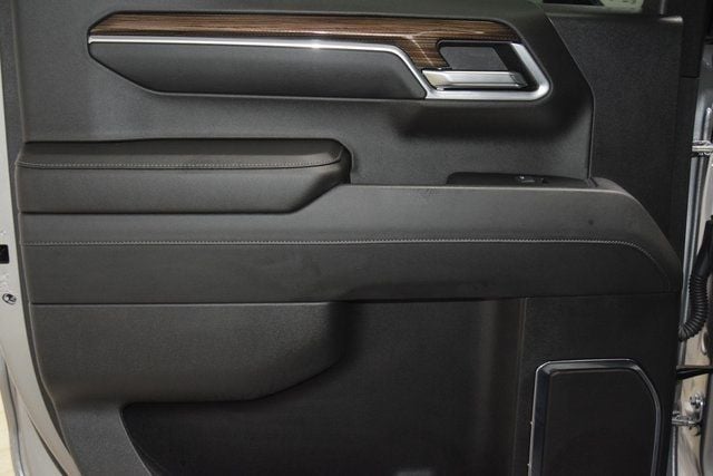 2024 Chevrolet Silverado 1500 RST - 22943828 - 39