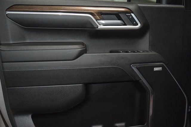 2024 Chevrolet Silverado 1500 RST - 22943828 - 41